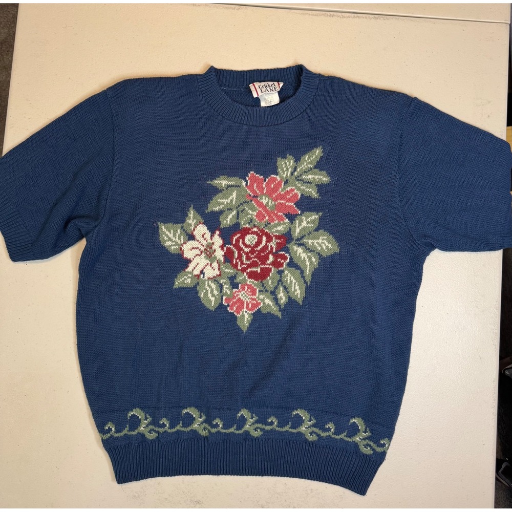 Vintage 90's Cricket Lane Floral Embroidered Short Sleeve Knit Sweater‎ Medium